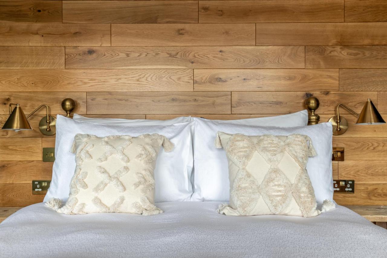 Alba - Charming Boutique Forest View Cabin With Hot Tub In バラター エクステリア 写真