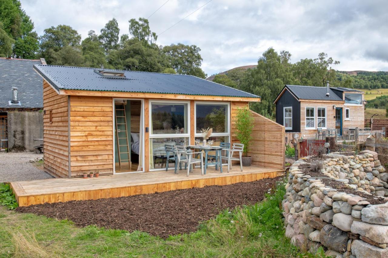 Alba - Charming Boutique Forest View Cabin With Hot Tub In バラター エクステリア 写真