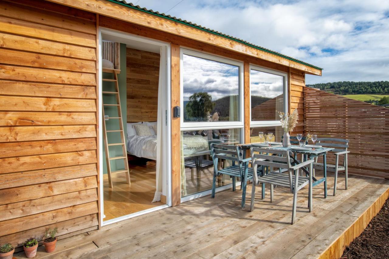 Alba - Charming Boutique Forest View Cabin With Hot Tub In バラター エクステリア 写真