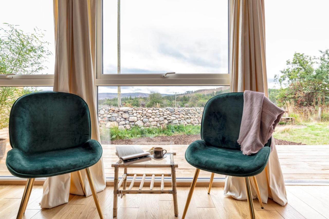 Alba - Charming Boutique Forest View Cabin With Hot Tub In バラター エクステリア 写真